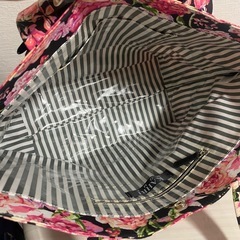 KAHRI HOME お花柄トートバッグの画像