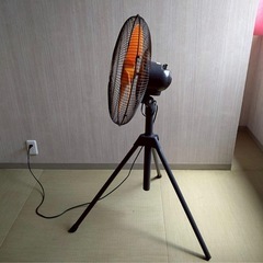 動作確認済　業務用扇風機　4枚羽　オレンジ　三脚　熱中症対策の画像
