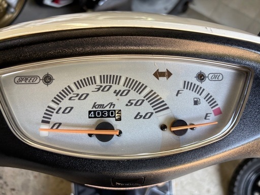 HONDA DIO ZX 】大人気 ゼッペケ　ホワイト　2スト　50cc 原付