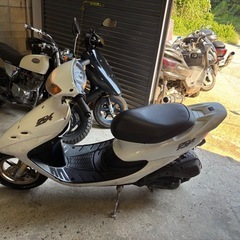 HONDA DIO ZX 】大人気 ゼッペケ　ホワイト　2スト　50cc 原付の画像