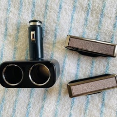 🉐車用品⭐️4点セット⭐️ルームミラー⭐️シガーソケット⭐️シートフックなど🉐 の画像