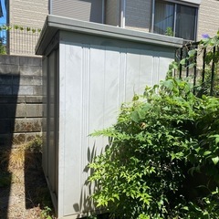 イナバ物置　収納庫　倉庫の画像