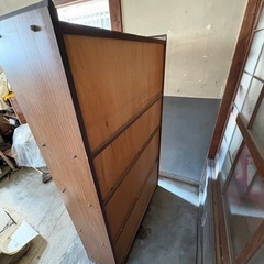 収納家具　本棚の画像