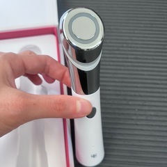 家庭用美容器 MEDICUBE AGE-R　の画像