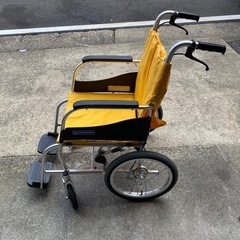 車椅子の画像