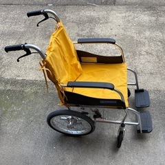 車椅子の画像