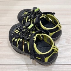 KEEN キッズサンダル 16cmの画像