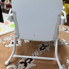 ベビーチェアの画像