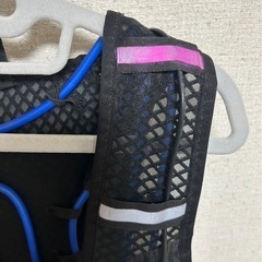 クーラーベスト！バッテリー付きの画像