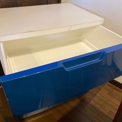 お取引き中　IRIS 3段チェストの画像