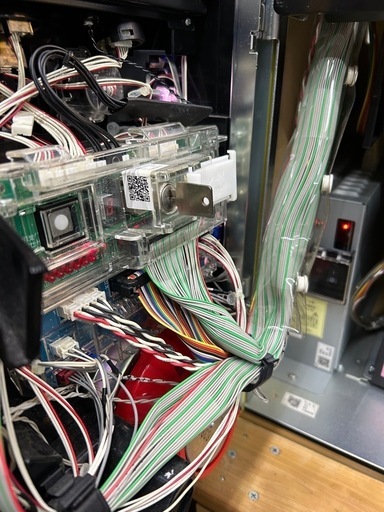 ペルソナ4 コイン不要機 引き取り限定