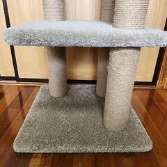キャットタワーの画像