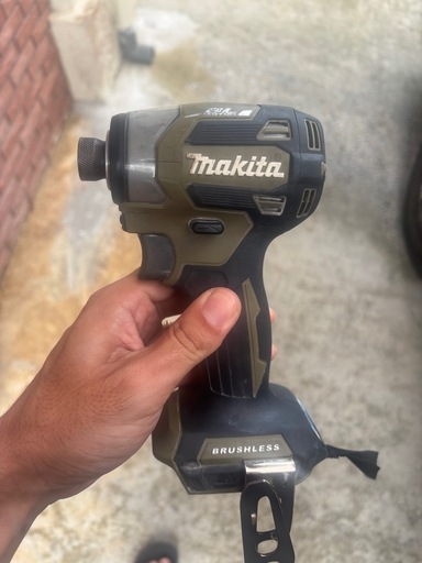 マキタインパクト18v