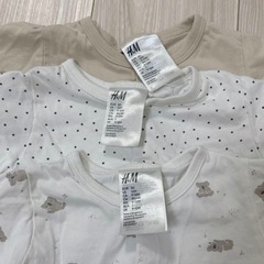 H&Mなど　ベビー服　80サイズ　半袖ロンパース、半袖ボディ肌着　7枚セットまとめ売りの画像