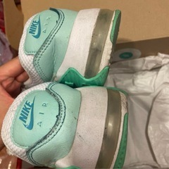 NIKE エアマックス　エクシーの画像