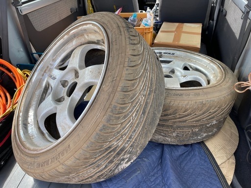 18インチ　中古タイヤ　2本 希少！ワークマイスターs1 18インチ9j 114.3 2本のみ！ ( ひろ