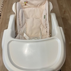  電動バウンサー、食器、食事エプロンセットの画像