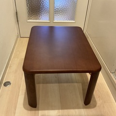 福岡市博多区美野島引き取り限定　折り畳みテーブル　使用少　60cm×45cm 高さ33.3cmの画像