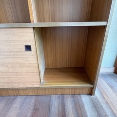 本棚ガラス戸付きの画像