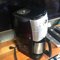 Cuisinart 全自動コーヒーメーカー DCC-650PCJの画像