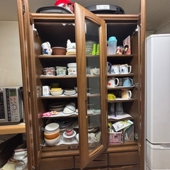 食器棚の画像