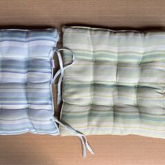 USED品　座布団（クッション）4枚　無償でお譲りしますの画像