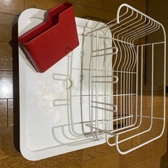 あげます！水切りラック　付属品付き　排水機能付きの画像