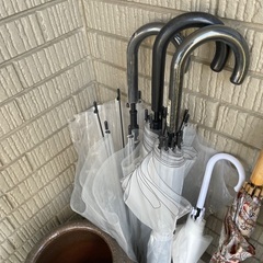 傘まとめ売り＋傘立ては無料でどうぞの画像
