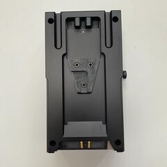 スワップバッテリー  動画カメラアクセサリー　 Bebob　/  Hot Swap Adapter for V-Mount Cameras ML-120V/V    Vマウントバッテリーでホットスワップ可能です。 （電源を落とさずバッテリー交換が可能）の画像