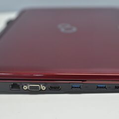 中古ノートPC富士通SSD256GBi7‐2670QM/メモリ8GB/15.6型の画像