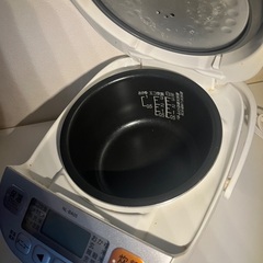 炊飯器の画像