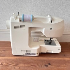 美品 動作確認済み 付属品は揃っています ジャガー Jaguar 家庭用ミシン MP-120の画像