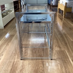 ステンレス天板（伸縮)ラック【町田市再生家具】251285の画像
