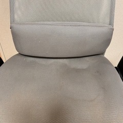 ニトリ　ワークチェア　ビジネスチェア　オフィスチェア　ゲーミングチェア　メッシュ　グレーの画像
