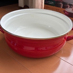 ホーロー卓上鍋26cm 赤の画像