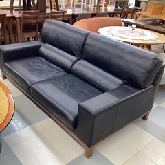🛋️春日市🛋️2Pワイドレザー調ソファ🛋️ワイド🛋️2人用🛋️レザー🛋️黒色🛋️定価60,000円🛋️No1875の画像