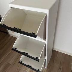3段ゴミ箱の画像