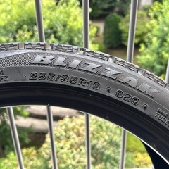 BRIDGESTONE BLIZZAK VRX 19インチ　    の画像