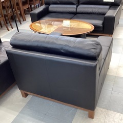値下げ致しました🛋️春日市🛋️レザー調ソファ🛋️黒色🛋️レザー🛋️応接室🛋️1人用🛋️定価30,000円🛋️No1876の画像