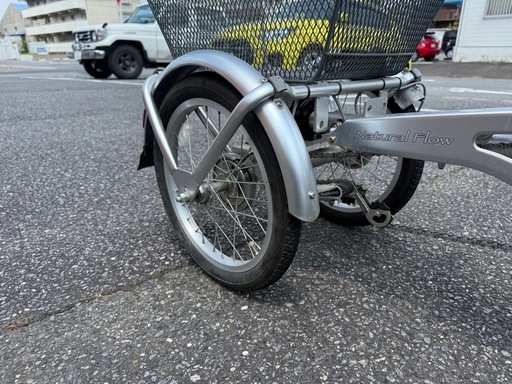 9万 武田産業大人三輪車ナチュラルフローシルバー三輪自転車
