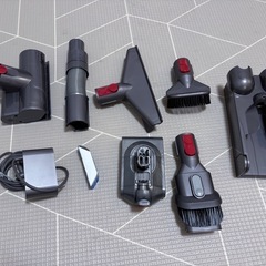Dyson SV18 本体＋パーツの画像