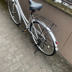 リサイクルショップどりーむ荒田店 No402 自転車　シティサイクル　２６インチ　王道のシンプルママチャリ♪　LEDライト付き♪　フルカバータイプでチェーンも長持ち♪の画像