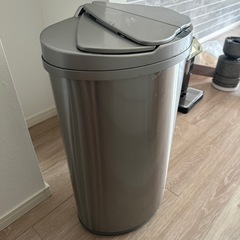 今週中に取りに来れる方無料‼️ゴミ箱の画像