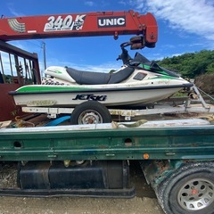 ジェットスキー不動車の画像