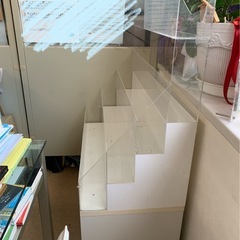 パンフレット棚
の画像