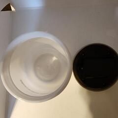 貯金箱の画像
