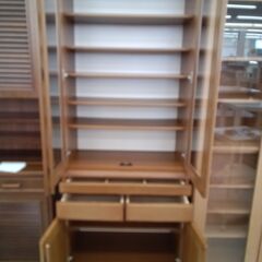 ★リユースのサカイ日立店★HJ7265 松田家具 食器棚 ナチュラルブラウン H198×D45×W79 クリーニング済み の画像
