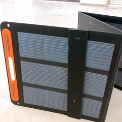 早い者勝ち　jackery ジャクリ ソーラーパネル solar sag200 JS-200D 防災グッズの画像