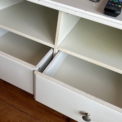 TV＆サイドボードの画像