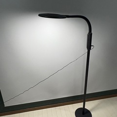 スタンドライト 照明 ネイル エステの画像